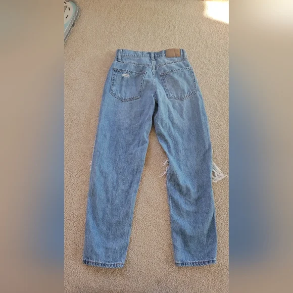 Aeropostale women's size 000 distressed mom jeans light blue Preowned waist 26" - Picture 6 of 10